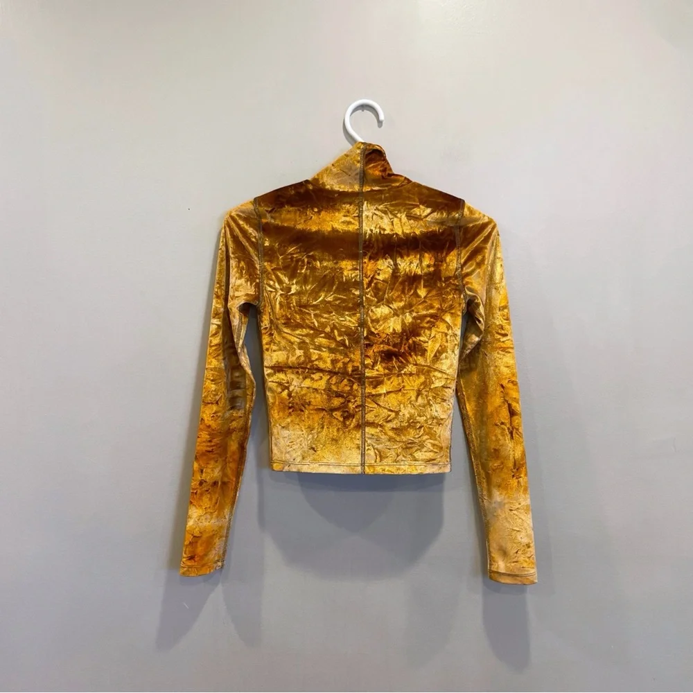 Wilfred Free Moon Turtleneck - Picture 8 of 9